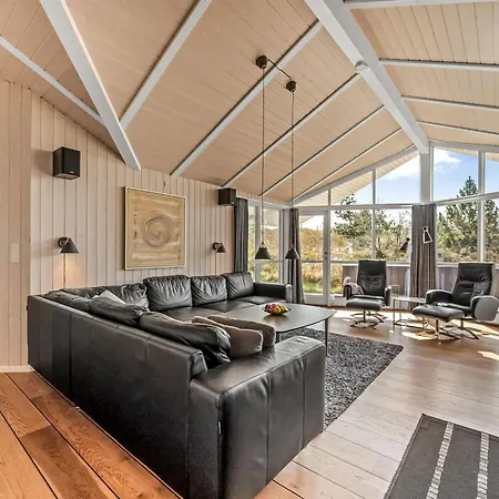 Arine - 700m To The Fjord By Interhome *